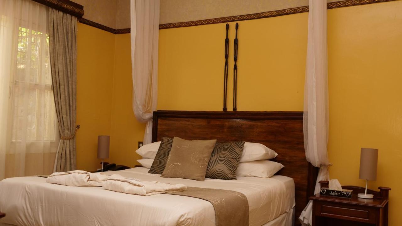 ホテル The Clarice House キスム エクステリア 写真